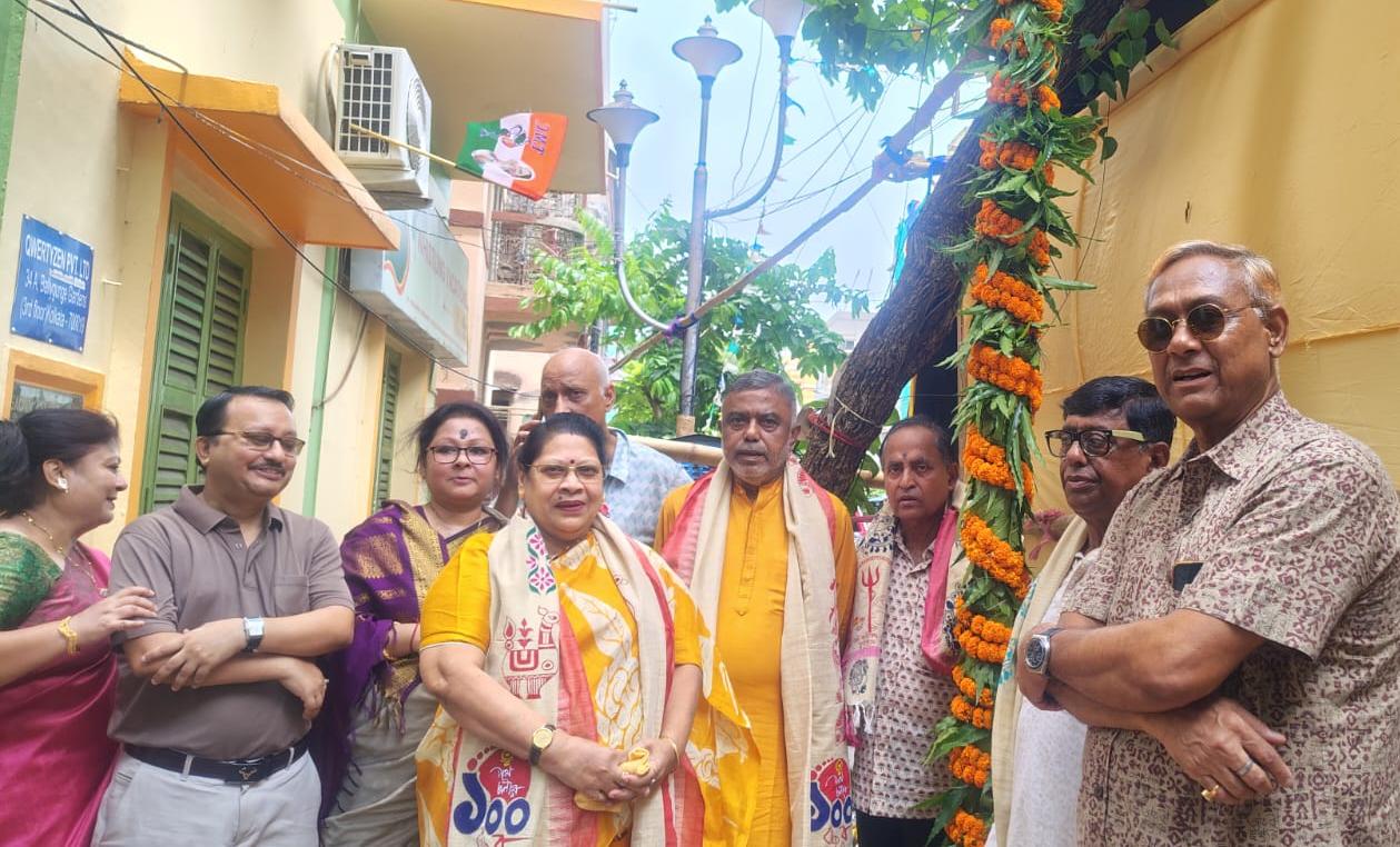 ঐতিহ্যের আলোকে সৃষ্টির ভিতে আদি বালিগঞ্জ সার্বজনীন